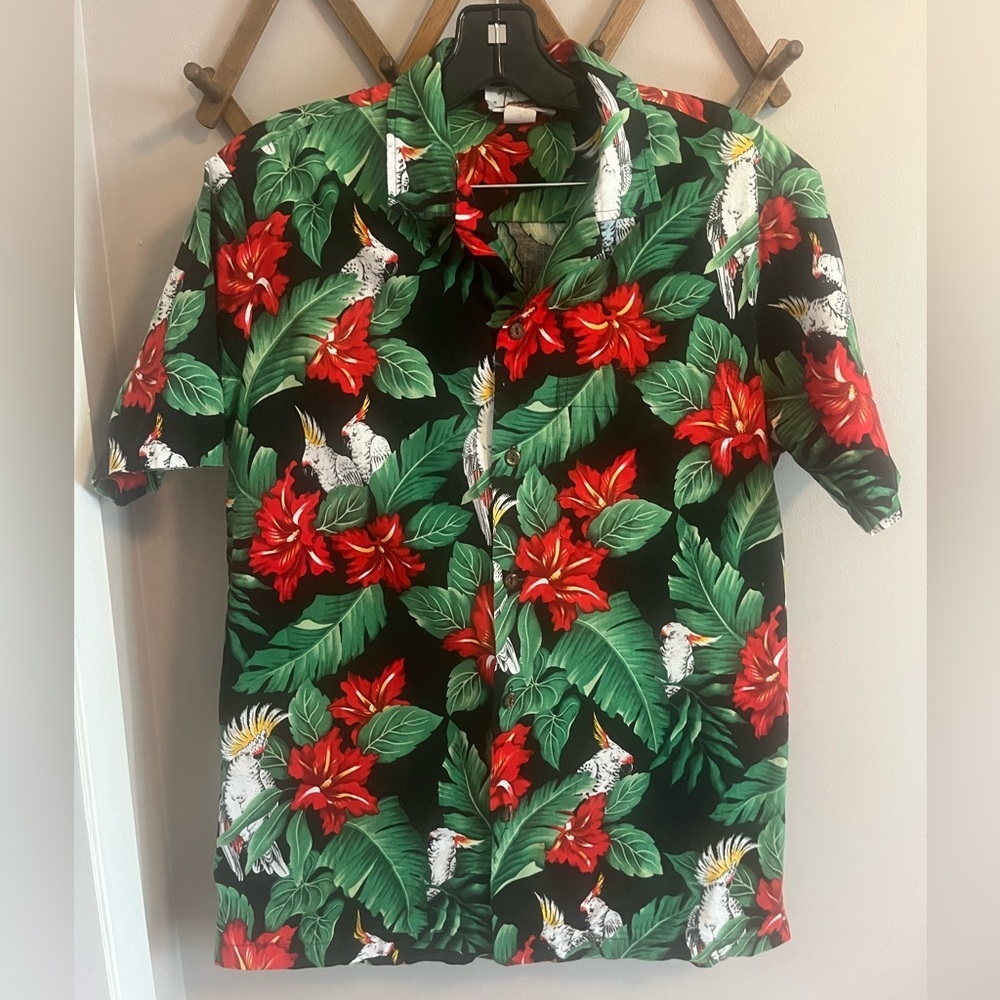 Vintage Parrot Shirt Medium Green Hawaiian made in Hawaii cotton